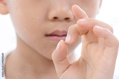 Damanage nail