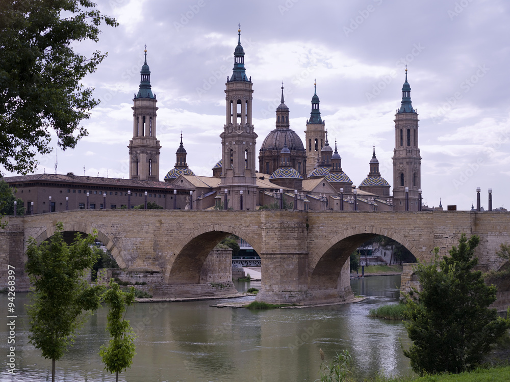View of the Basilica del Pilar and the Roman bridge, Zaragoza (Spain)