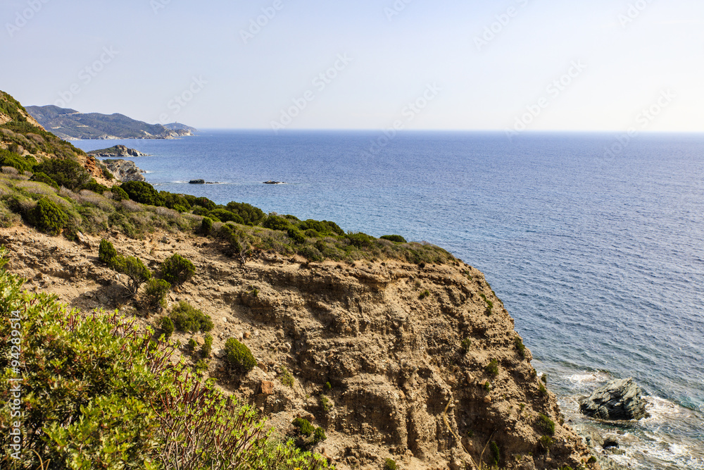 Kliffen bij Teulada provincie Cagliari op Sardinië