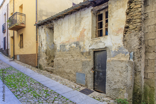 Fototapeta Naklejka Na Ścianę i Meble -  Bergdorp Aritzo op Sardinië
