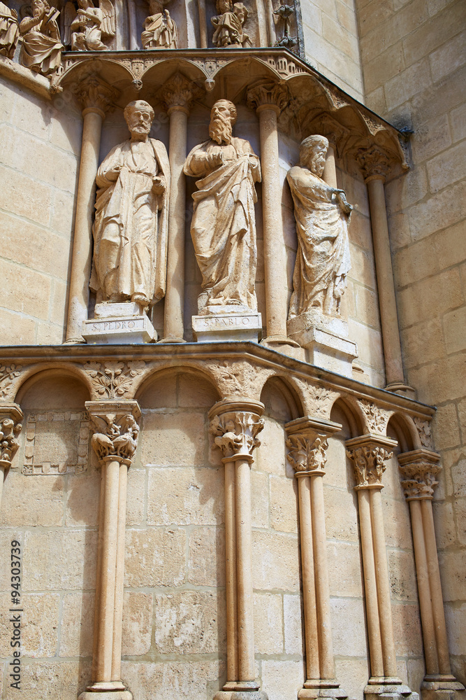 Fototapeta premium Burgos Cathedral facade in Saint James Way
