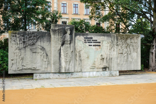 Rosa-Luxemburg-Denkmal photo