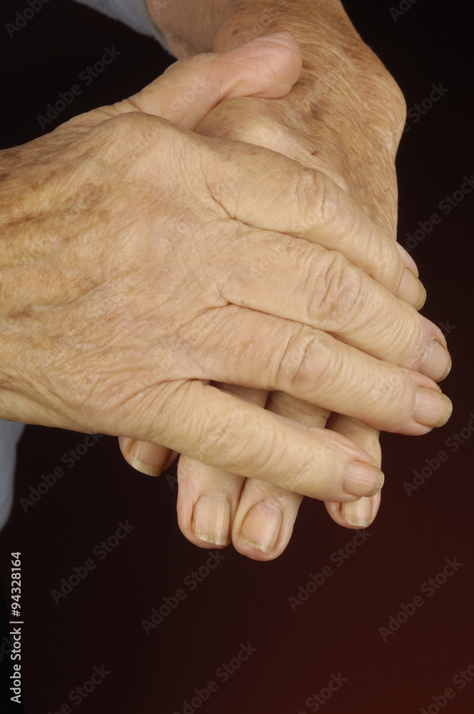 Fototapeta premium old woman hand