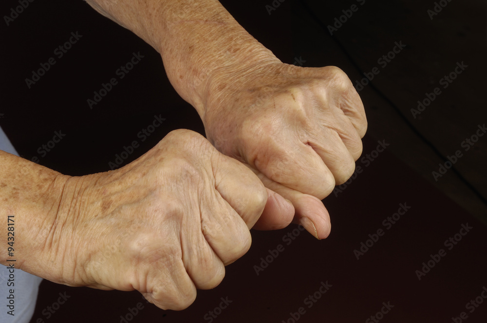 Fototapeta premium old woman's hands