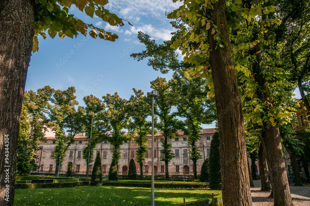 Palazzo Ducale of 
Mantova and its gardens
