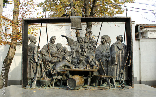 памятник казакам пишущим турецкому султану