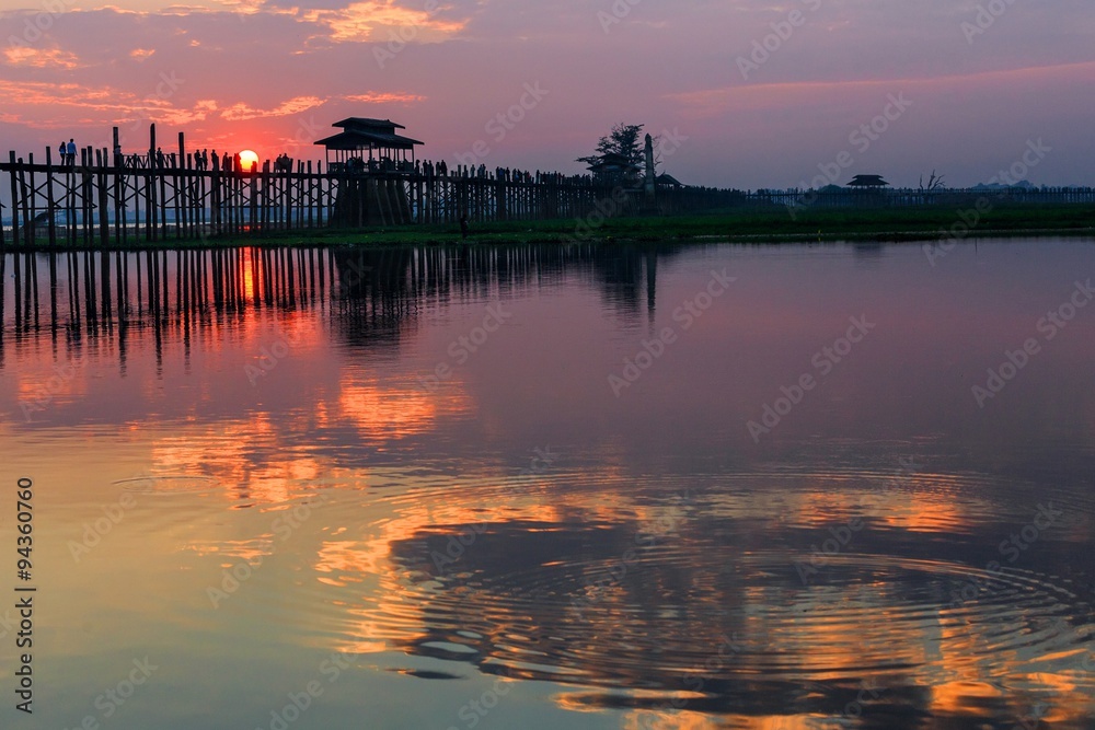 Obraz premium U bein bridge in Myanmar