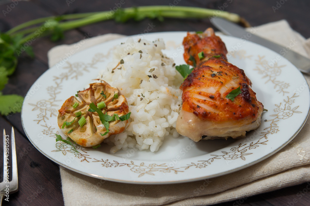 roasted chicken drumstick garnished with rice roasted chicken drumstick garnished with rice