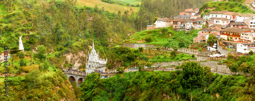 Las Lajas Sanctuary: A stunning basilica church nestled in the Guaitara River canyon of southern Colombia,offering breathtaking views and a rich history. photo