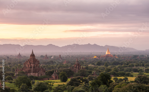 Sunrise of Bagan, Myanmar © donnchans
