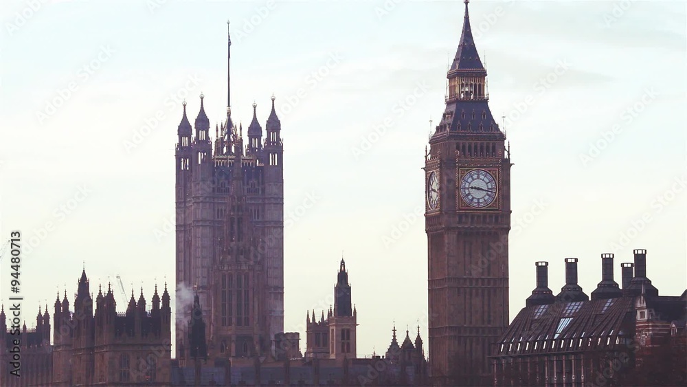 Big Ben, closed up, scene of moody early morning
Big Ben, closed up, scene of moody early morning