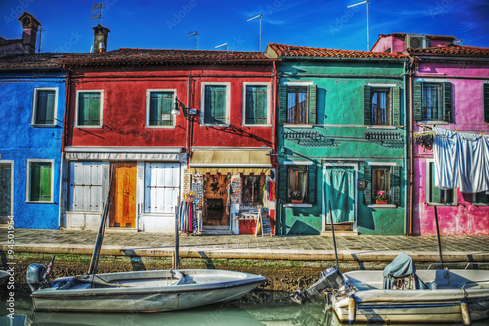 houses and boats in Burano