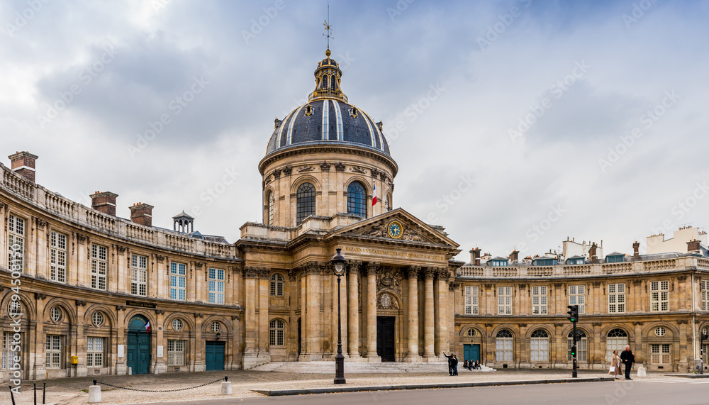 Institut de France à Paris