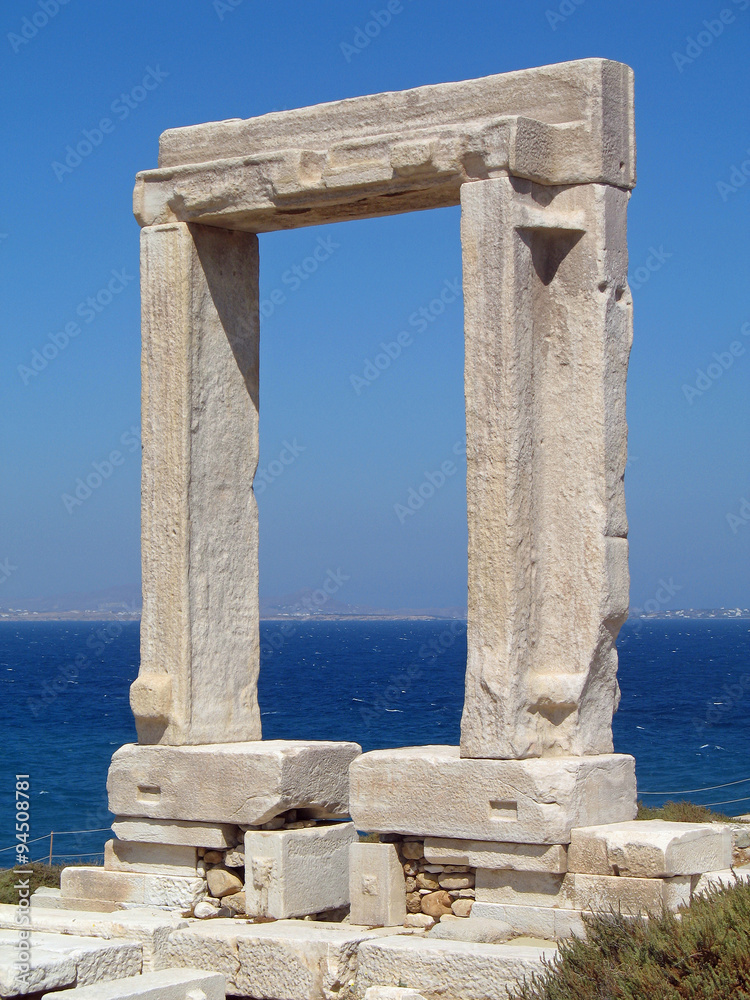 Cyclades, vestiges du temple d'Apollon à Naxos, Grèce
