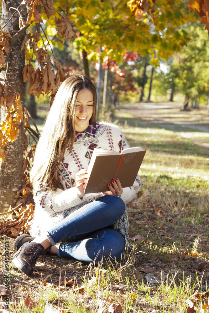 Fototapeta premium young girl in autumn outdoors