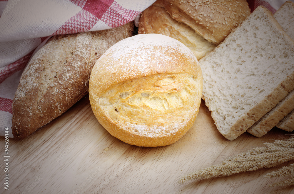 Naklejka premium Homemade Whole wheat and grains bread