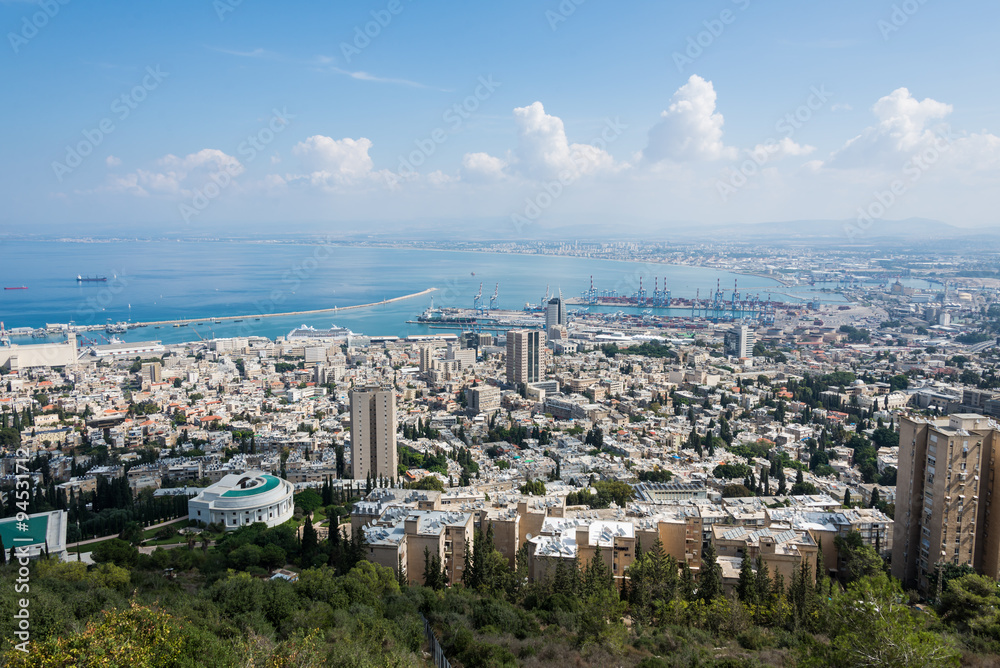 Obraz premium Haifa from Yefe Nof promenade