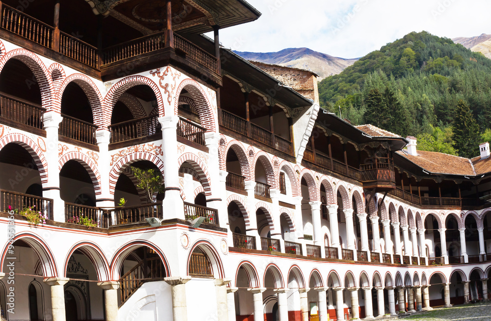 Obraz premium Beautiful exterior architecture details of famous Rila Monastery, Bulgaria