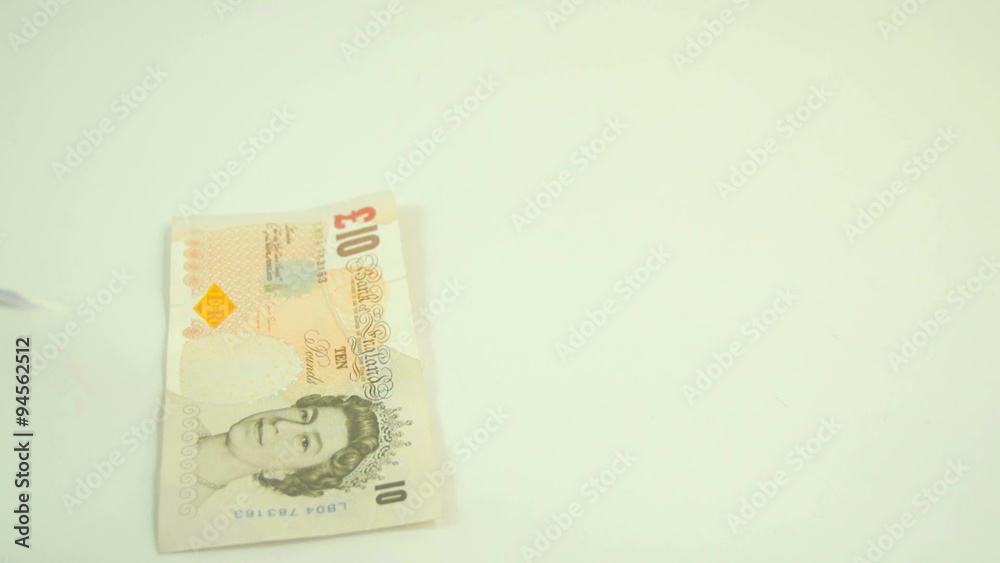 England Pounds bill are thrown on the table. For a total of 45 Pounds all in England Pounds bill are thrown on the table. For a total of 45 Pounds all in