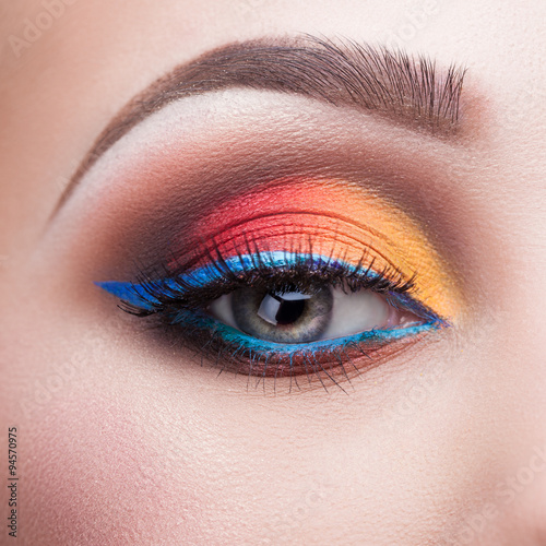 Leinwand Poster Stylish and bright makeup