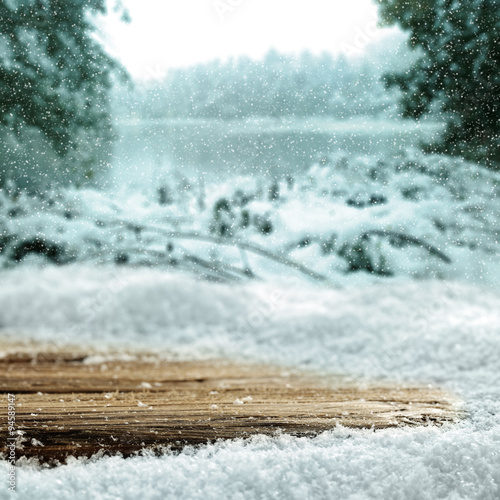 desk of snow  © magdal3na