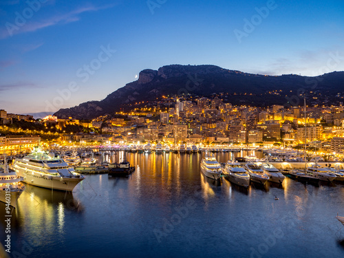 Monaco bei Nacht