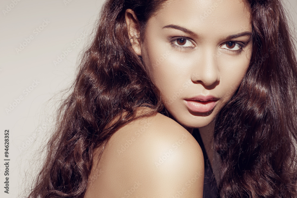 Naklejka premium Asian glamour beauty c