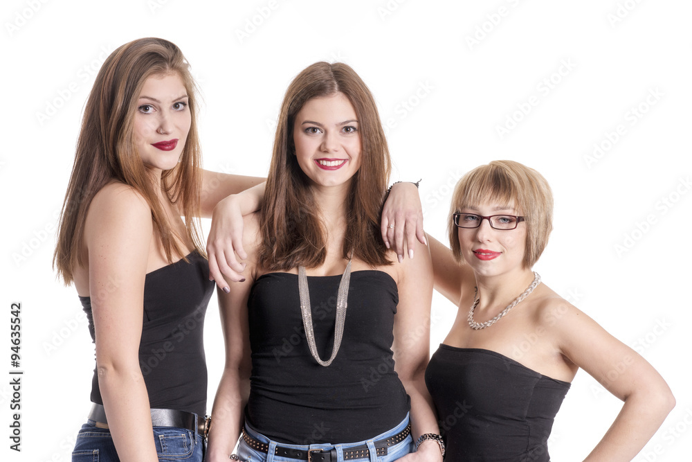 3 selbstbewusste junge Frauen in schwarzen schulterfreien Tops 3 selbstbewusste junge Frauen in schwarzen schulterfreien Tops