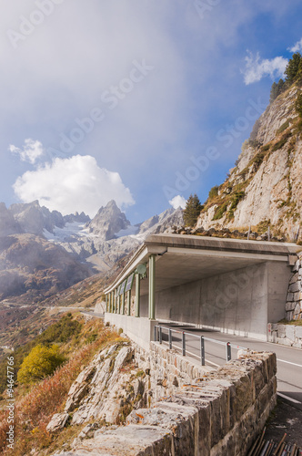 Wassen, Dorf, Bergdorf, Susten, Sustenpass, Sustenpassstrasse, Passstrasse, Lawinenschutz, Alpen, Schweizer Berge, Herbstfarben, Herbst, Uri, Schweiz