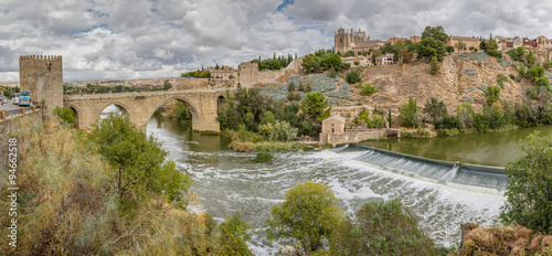 Vistas de Toledo.Puente de Alcántara photo