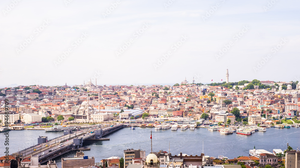 Fototapeta premium Eminönü District along Golden Horn, Istanbul