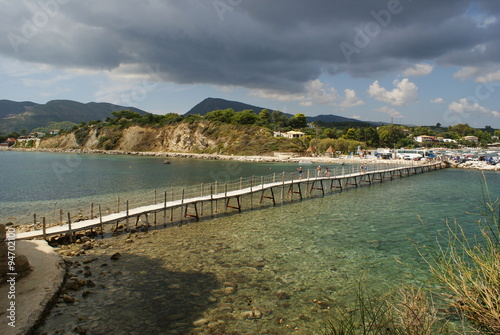 Wallpaper Mural PONTILE Torontodigital.ca