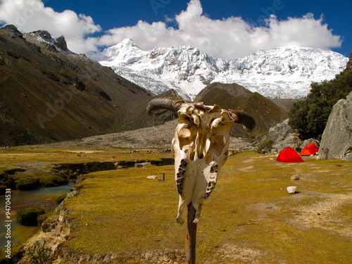 Foto Camp de base du Tocclaraju, Cordillère Blanche, Pérou