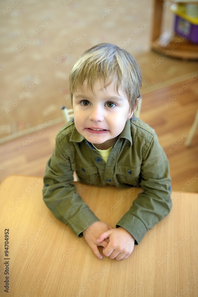 Fototapeta premium Kid making fun face