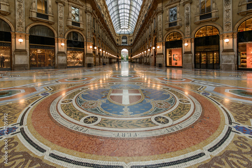 Milano, Galleria Vittorio Emanuele © scabrn