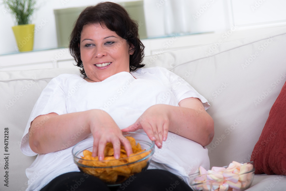 Fettsucht - 500 Kilo sind das Ziel: Monica Riley will die dickste Frau der  Welt werden