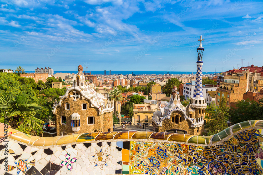 Fototapeta premium Park Guell in Barcelona, Spain