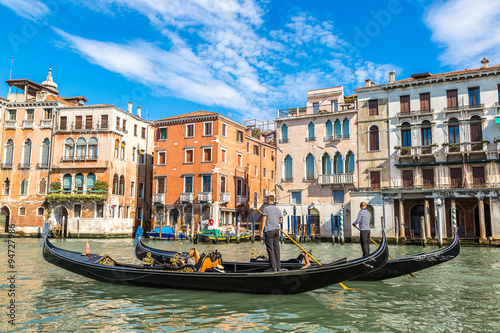 Gondola on Canal Grande in Venice © Sergii Figurnyi