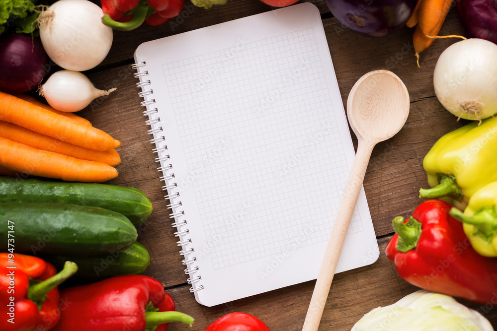 Empty paper scoop and vegetables Empty paper scoop and vegetables