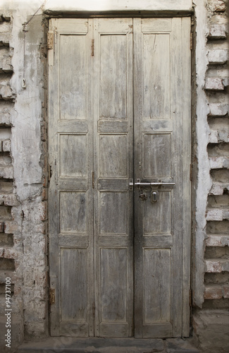 The Old wooden Door, Background