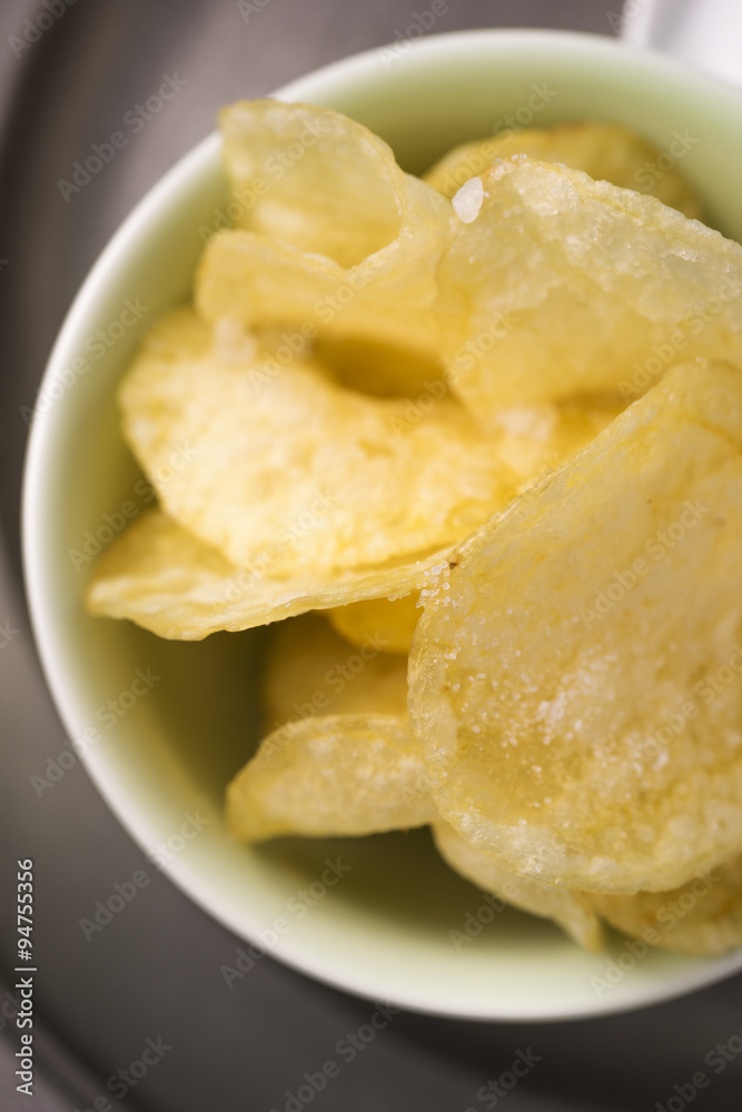 potato crisps