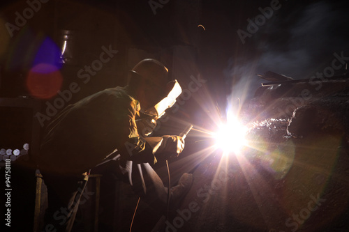 The welding workers