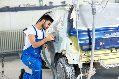 polishing on body car photo