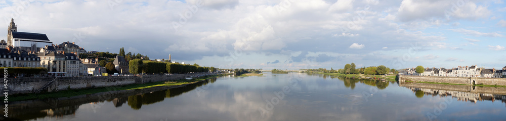 La Loire depuis le pont Jacque-Gabriel