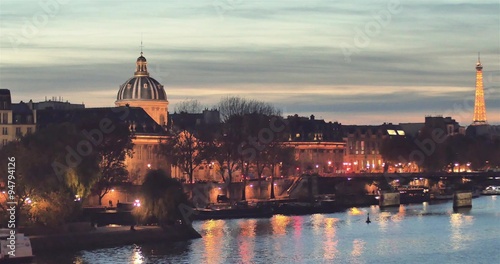 Paris 4K Pont des Arts Tour Eiffel 