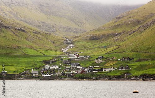 Remote village in Faroe isl...