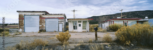 Εκτύπωση καμβά Deserted storefronts in southern UT