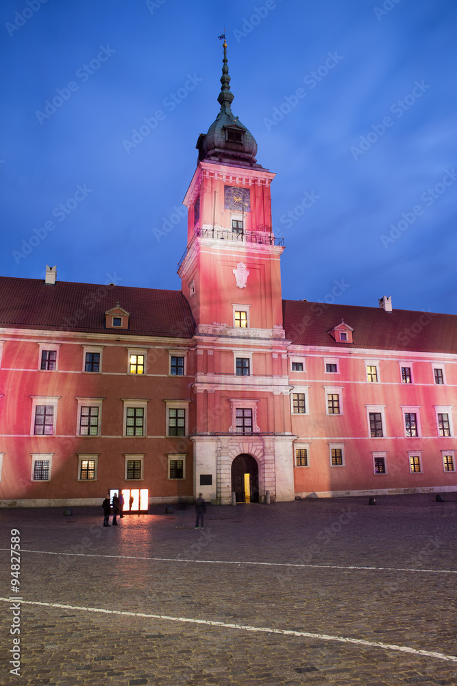 Fototapeta premium Royal Castle at Night in Warsaw