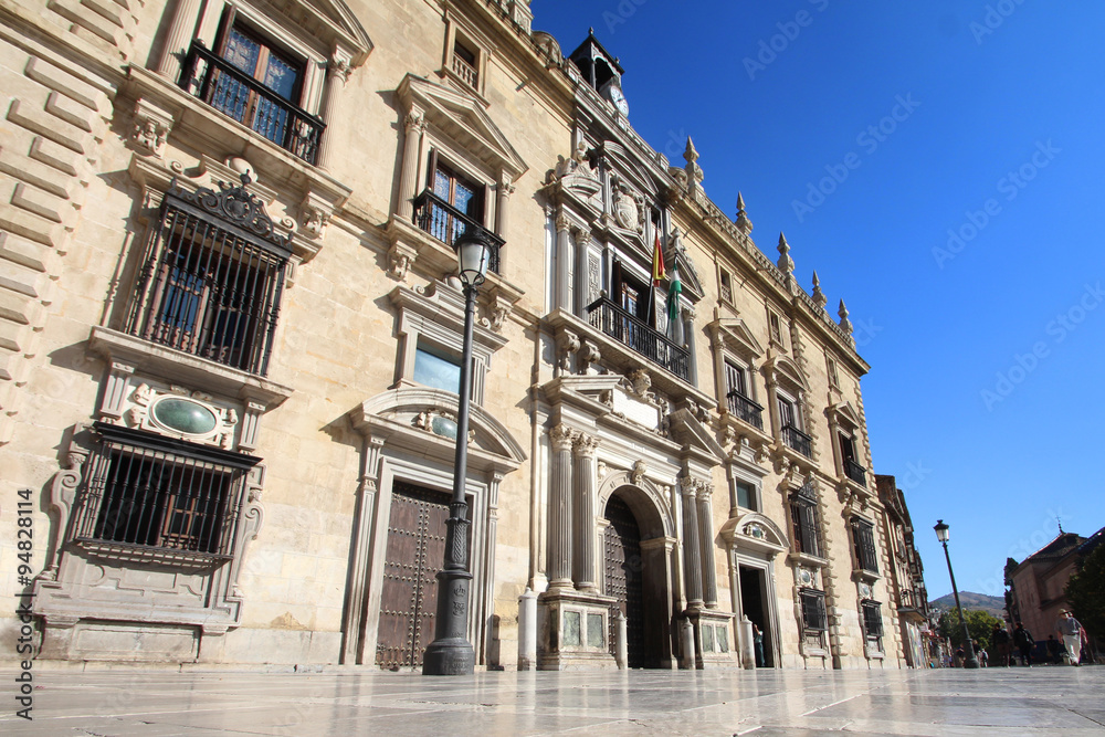Fototapeta premium Grenade (Espagne) - Plaza Nueva et Real Chancillería