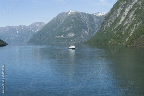 Schiff im Geirangerfjord